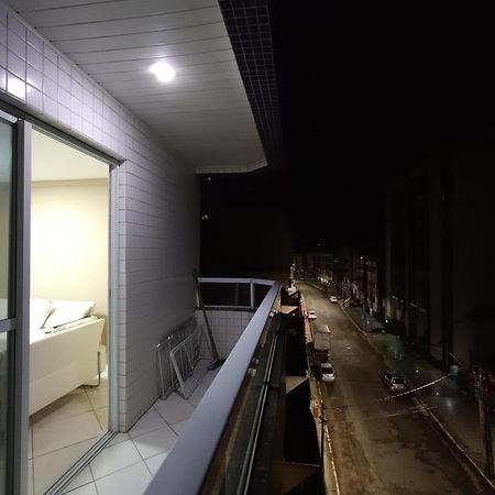 Yolanda 401 - Pertinho Da Praia E De Todas Comodidades グアラパリー エクステリア 写真